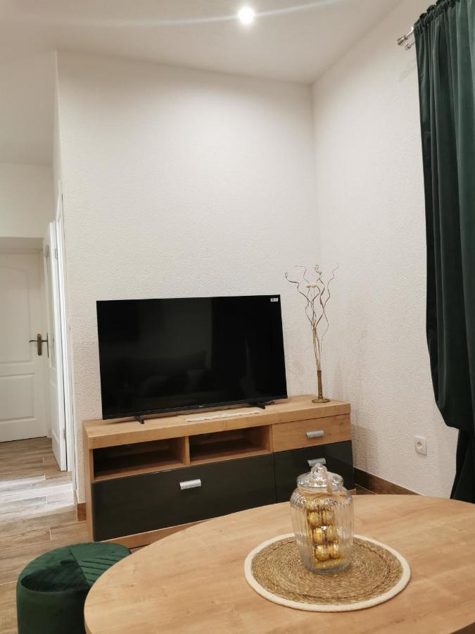 Apartmani Tripalo Имотски Екстериор снимка