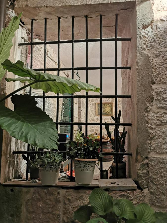 Apartmani Tripalo Имотски Екстериор снимка